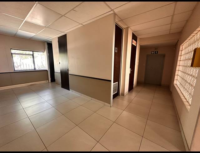 394M² OFFICE TO LET IN PARKTOWN